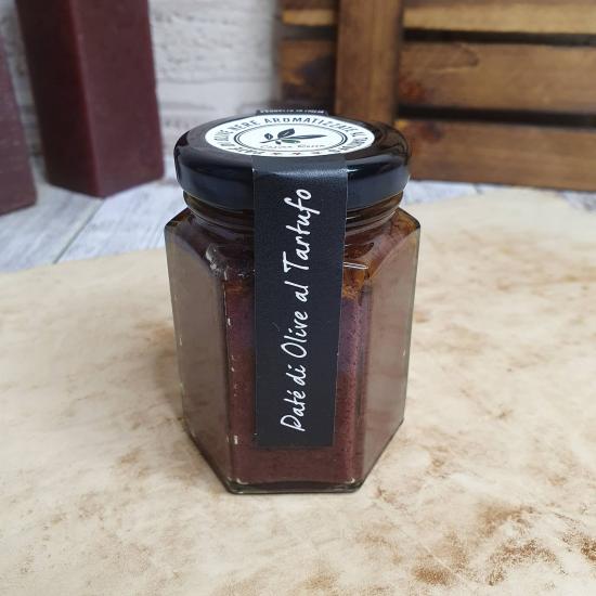 Подарочный набор с чаем, шоколадом и риетом из дичи