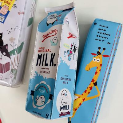 Подарочный набор с настольной игрой, кошельком и сладостями