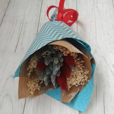 Букет с фаларисом и лагурусом