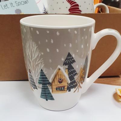 Подарочный набор с новогодней кружкой, чаем и вареньем